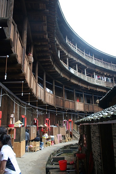 承哲楼内部